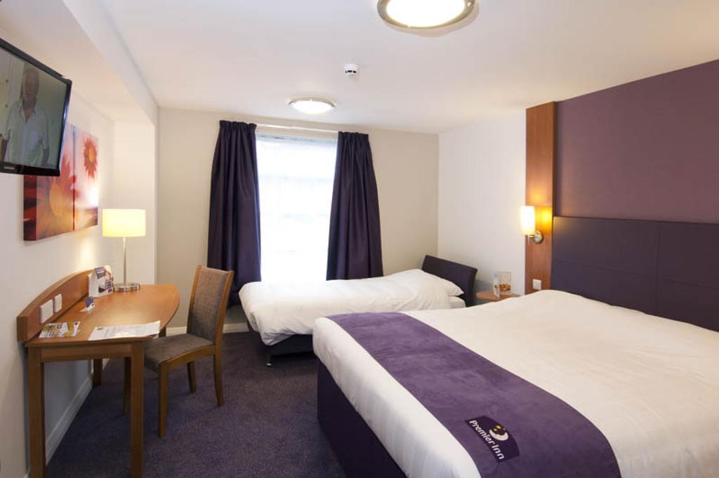 Premier Inn Derry / Londonderry Habitación foto