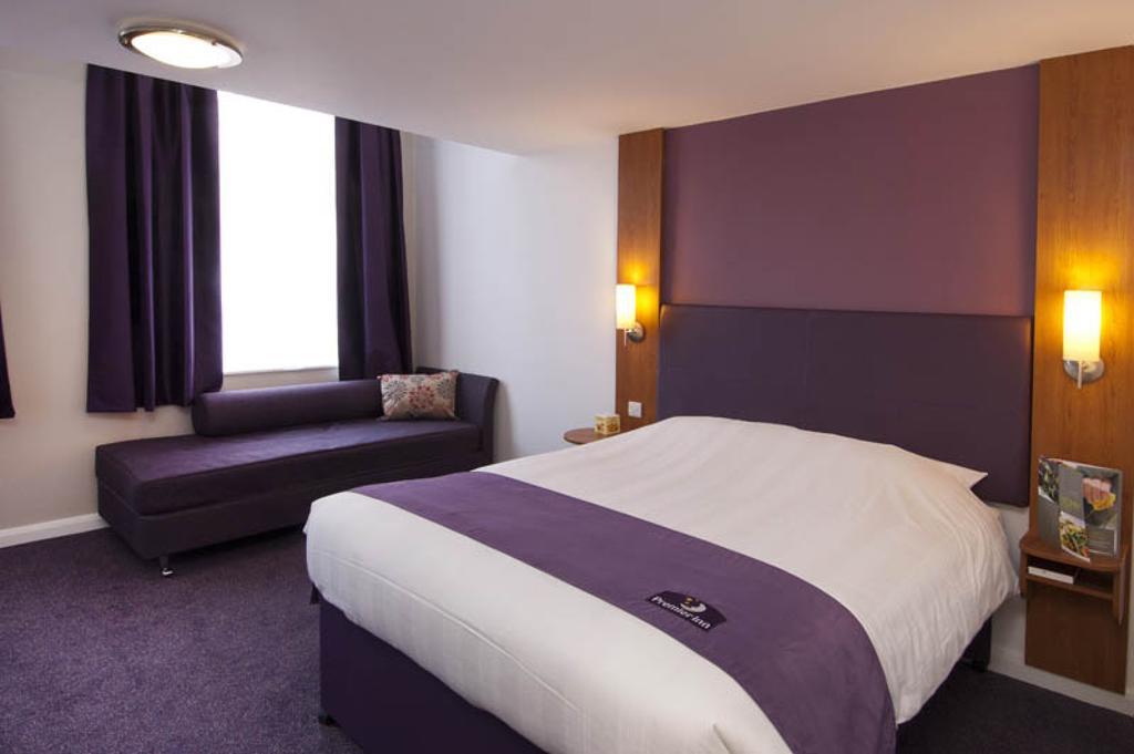 Premier Inn Derry / Londonderry Habitación foto