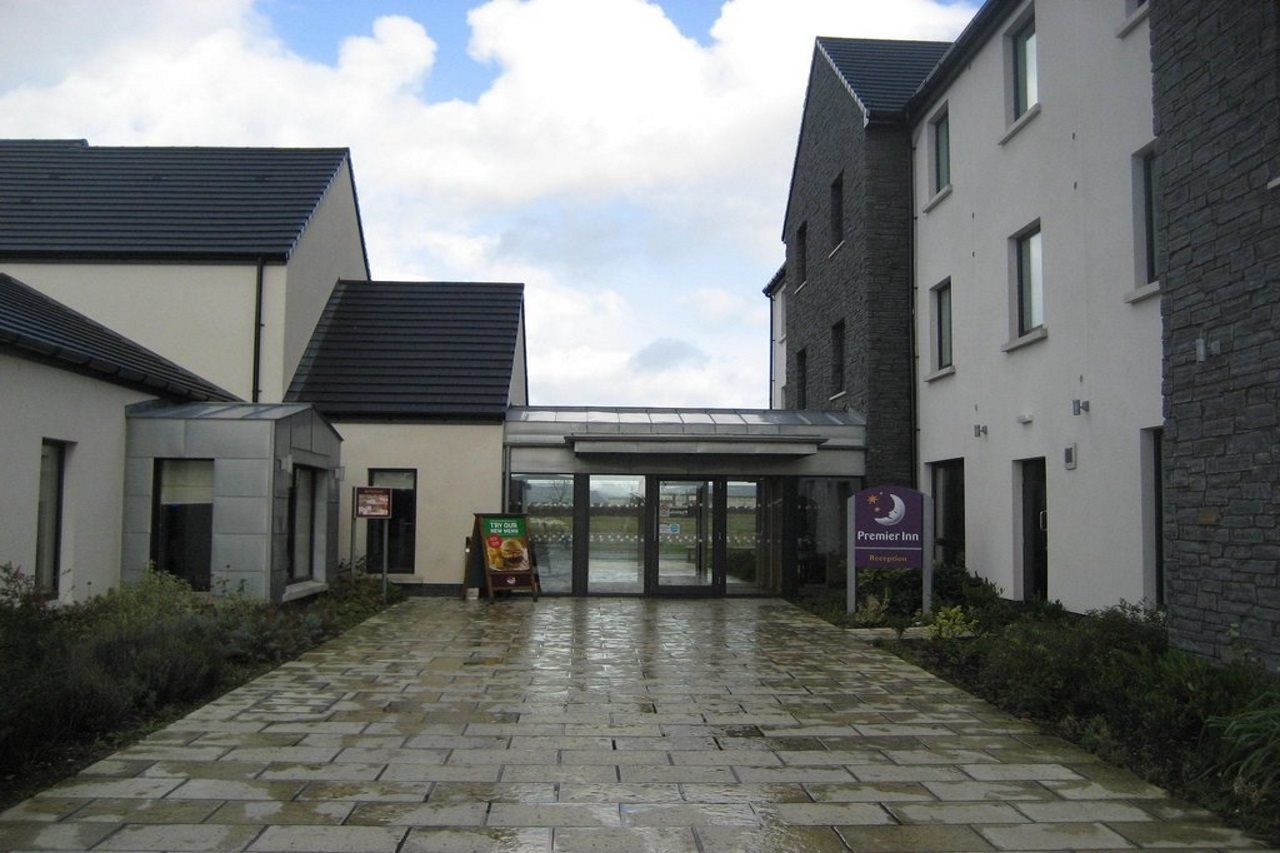Premier Inn Derry / Londonderry Exterior foto